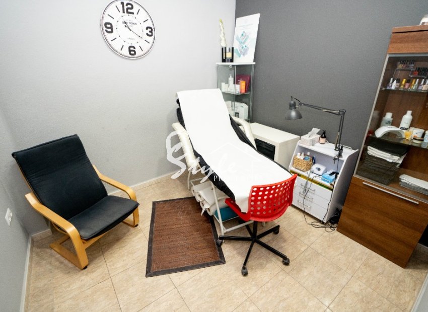 Resale - Commercial - Torrevieja