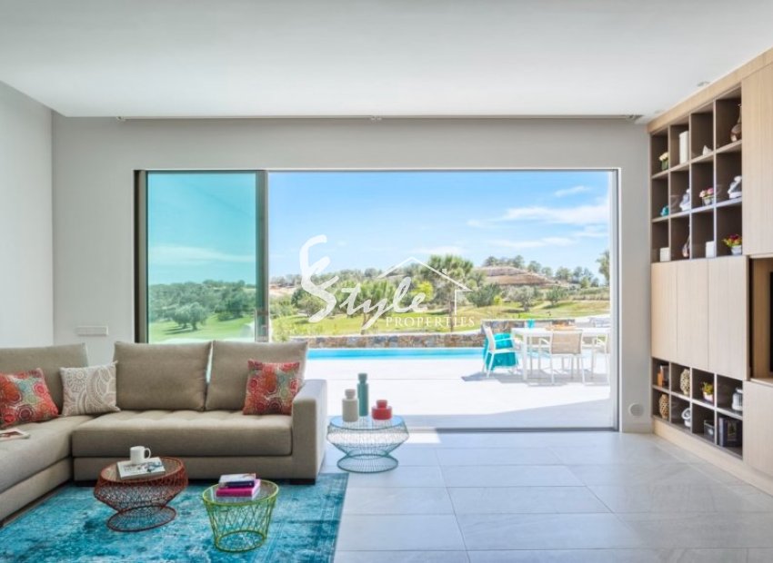 Resale - Detached - Orihuela Costa  - Las Colinas Golf