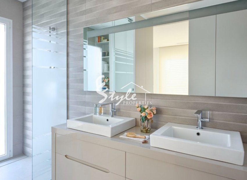 Resale - Detached - Orihuela Costa  - Las Colinas Golf