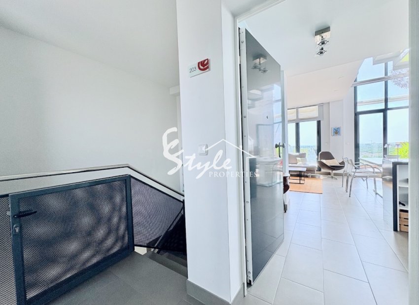 Resale - Duplex apartment - Las Ramblas