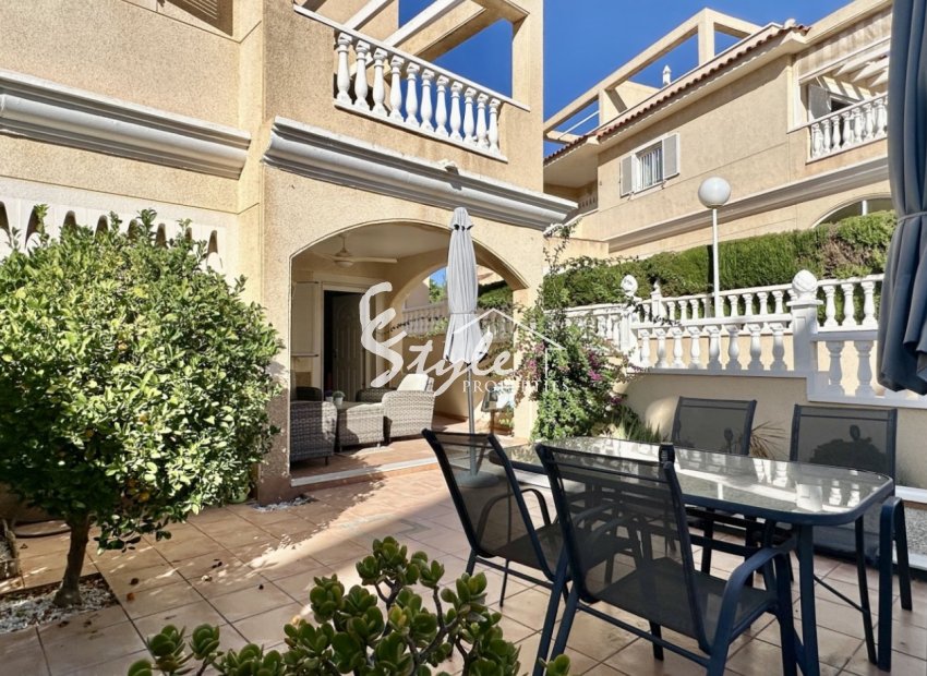 Resale - Duplex - Orihuela Costa  - Playa Flamenca