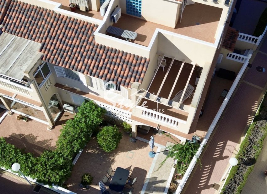 Resale - Duplex - Orihuela Costa  - Playa Flamenca