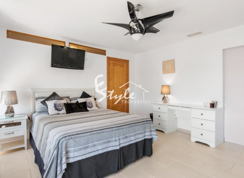 Resale - Finca Country Property - Alicante - Catral