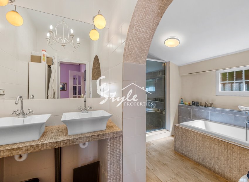 Resale - Finca Country Property - Almoradi - Las heredades