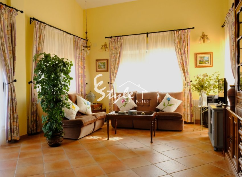 Resale - Finca Country Property - Orihuela-Costa - Orihuela