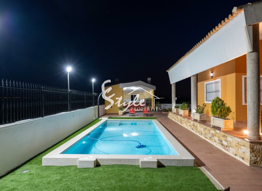 Resale - Finca Country Property - Orihuela-Costa - Orihuela