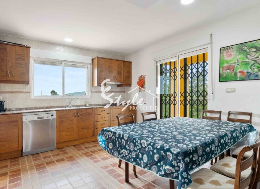 Resale - Finca Country Property - Orihuela