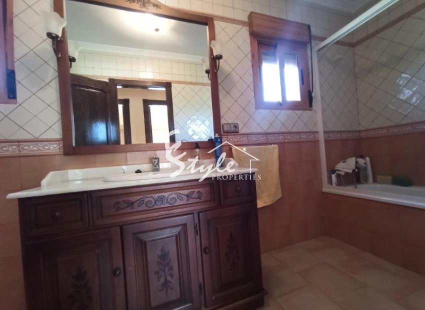 Resale - Finca Country Property - San Miguel De Salinas