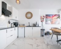 Resale - Flat - Orihuela Costa  - Punta Prima