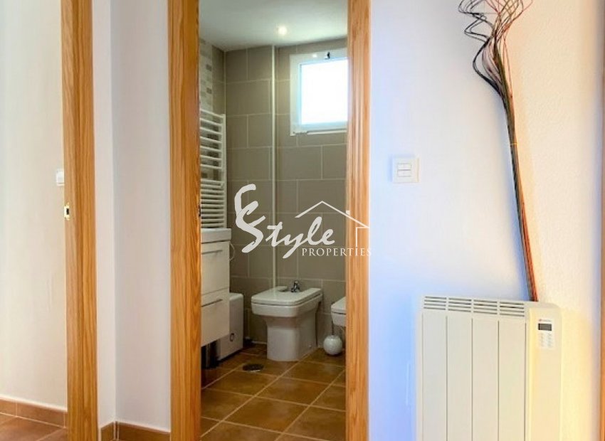 Resale - Quad House - Los Altos