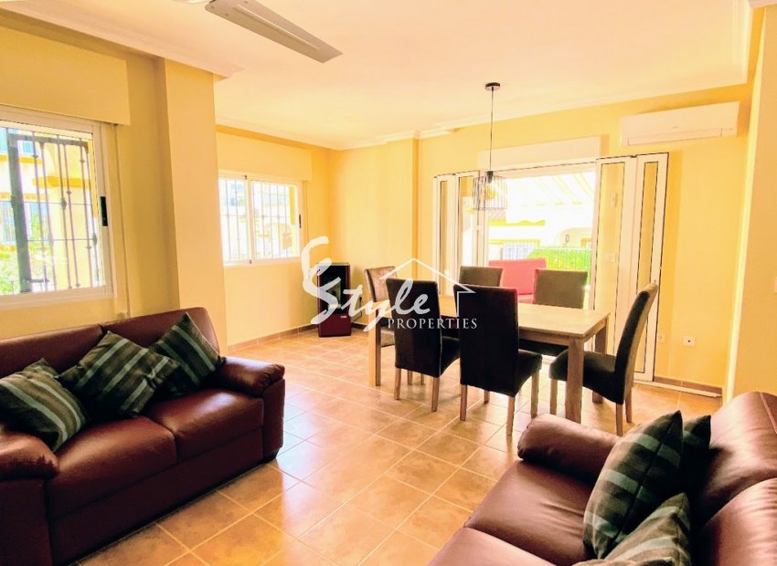 Resale - Quad - Los Altos