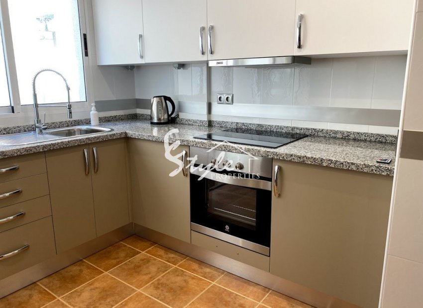 Resale - Quad - Los Altos