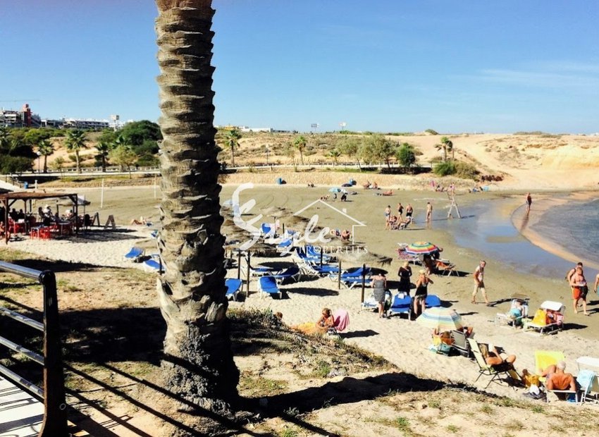 Resale - Quad - Los Altos