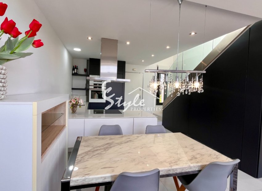 Resale - Semi - Detached Villa - Los Dolses