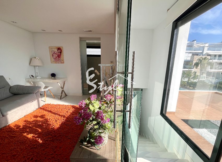 Resale - Semi - Detached Villa - Los Dolses