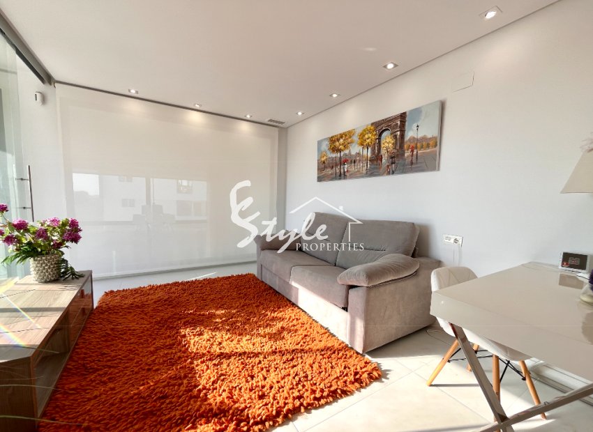 Resale - Semi - Detached Villa - Los Dolses