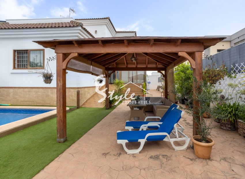 Resale - Semi - Detached Villa - Los Montesinos - La Herada
