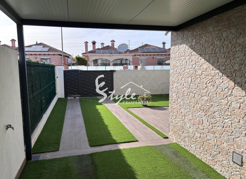 Resale - Semi - Detached Villa - LOS MONTESINOS - La Herada