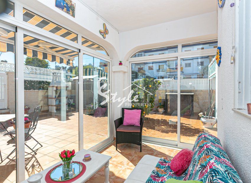 Resale - Semi - Detached Villa - Mil Palmeras - Riomar