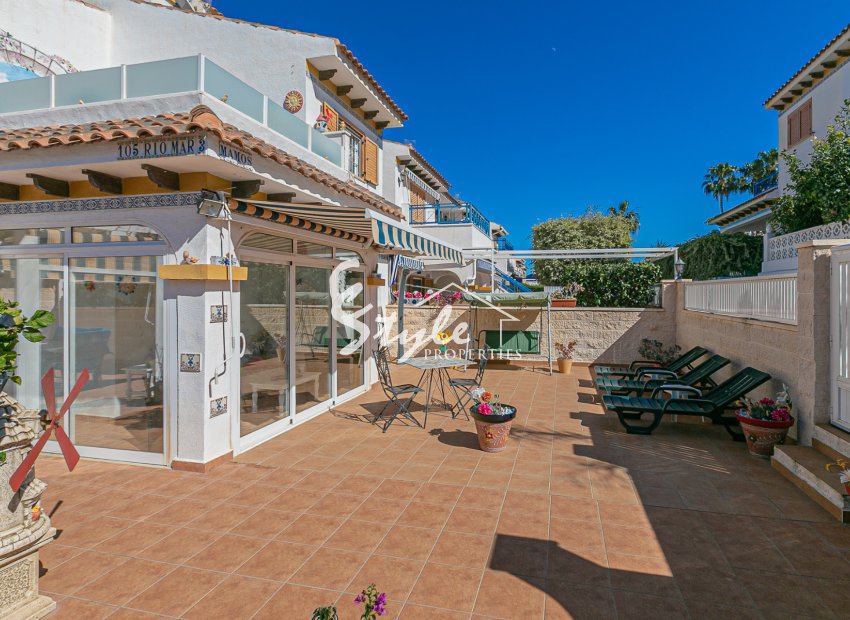 Resale - Semi - Detached Villa - Mil Palmeras - Riomar