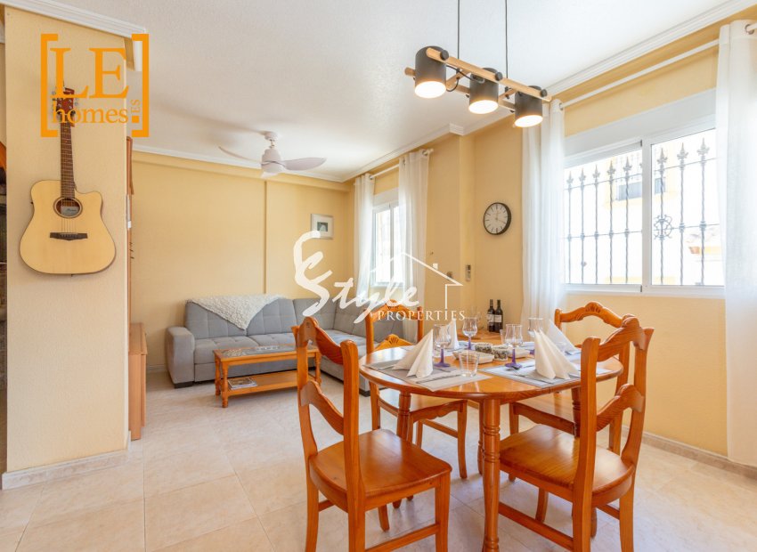 Resale - Semi-Detached Villa - Orihuela-Costa - La Zenia