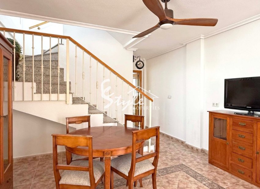 Resale - Semi - Detached Villa - Orihuela Costa  - Los Altos