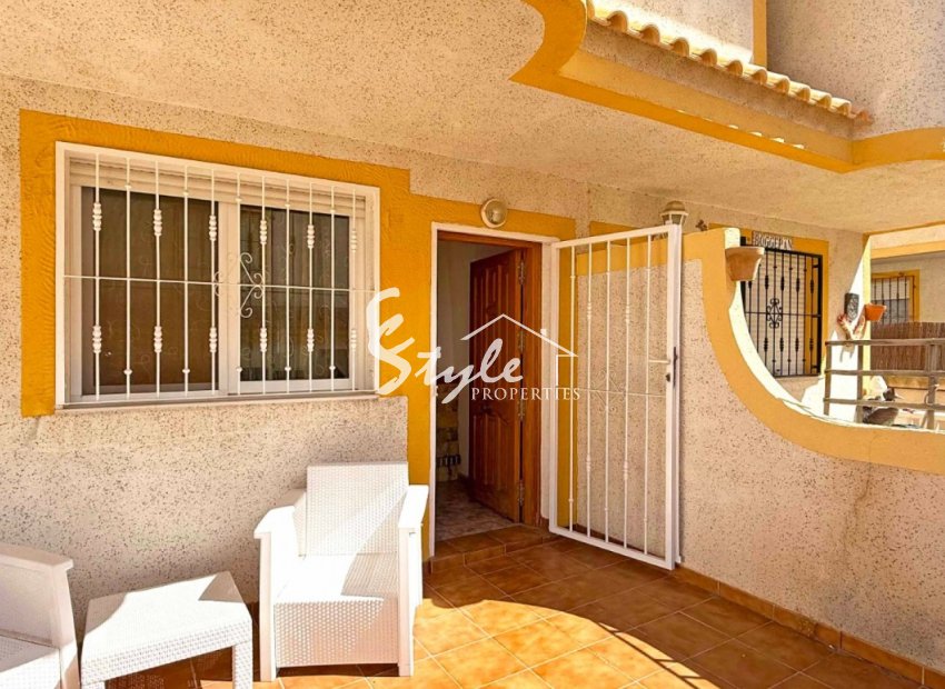 Resale - Semi - Detached Villa - Orihuela Costa  - Los Altos