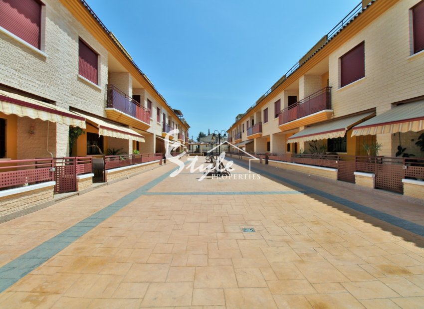 Resale - Semi-Detached Villa - Orihuela-Costa - Los Desamparados