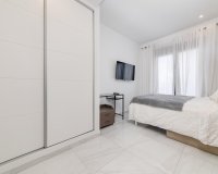 Resale - Semi - Detached Villa - Orihuela Costa  - Villamartin