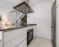 Resale - Semi - Detached Villa - Orihuela Costa  - Villamartin