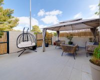 Resale - Semi - Detached Villa - Orihuela Costa  - Villamartin