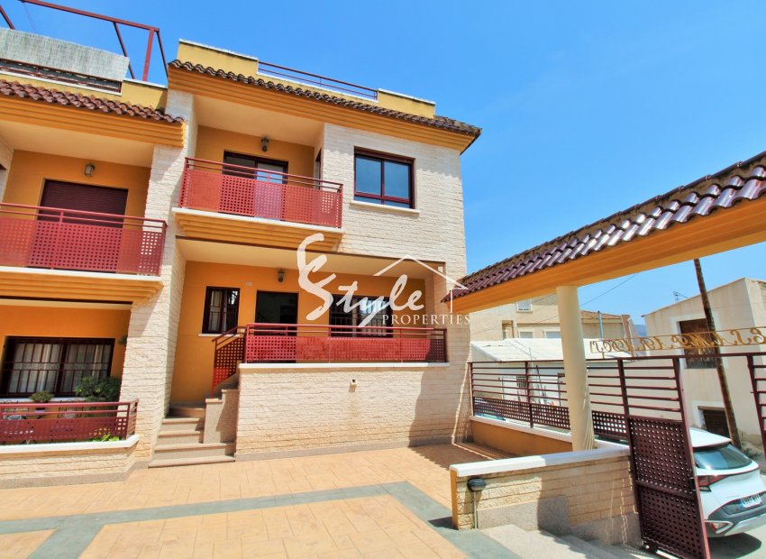 Resale - Semi - Detached Villa - Orihuela - Los Desamparados