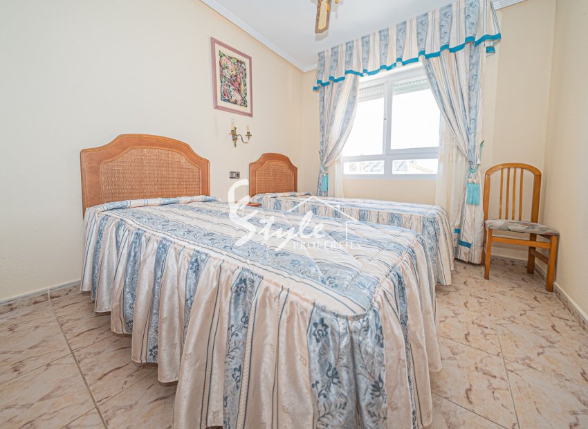 Resale - Semi-Detached Villa - Torrevieja - El Chaparral