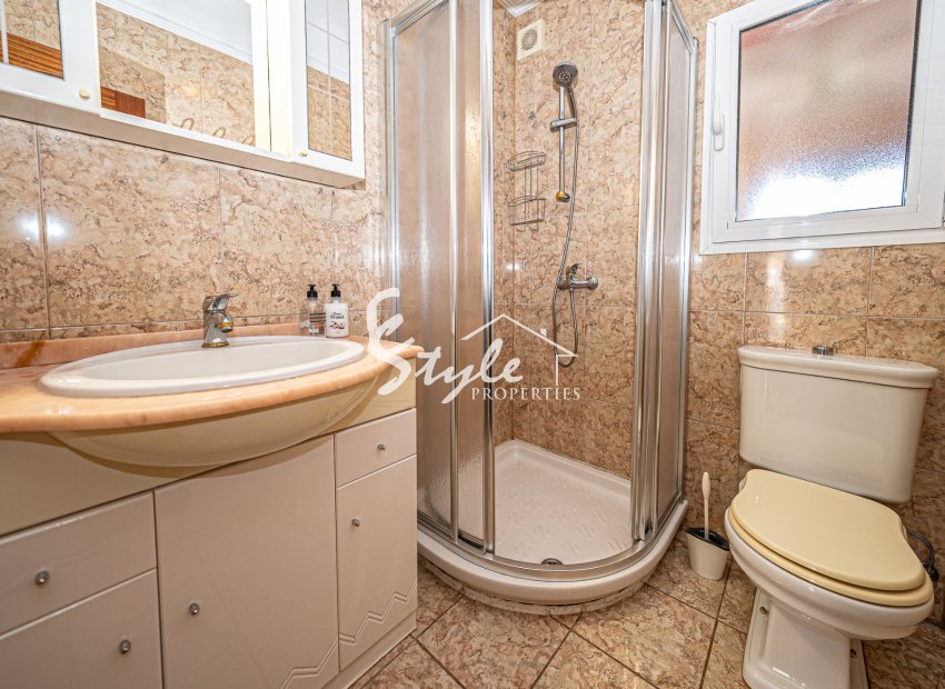 Resale - Semi-Detached Villa - Torrevieja - El Chaparral