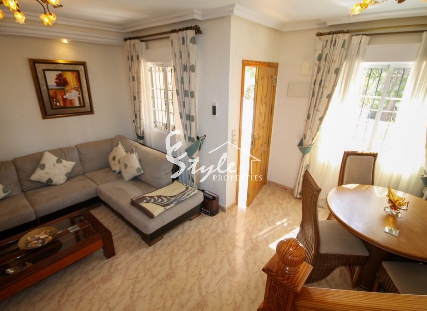 Resale - Semi-Detached Villa - Villamartín - Villamartin