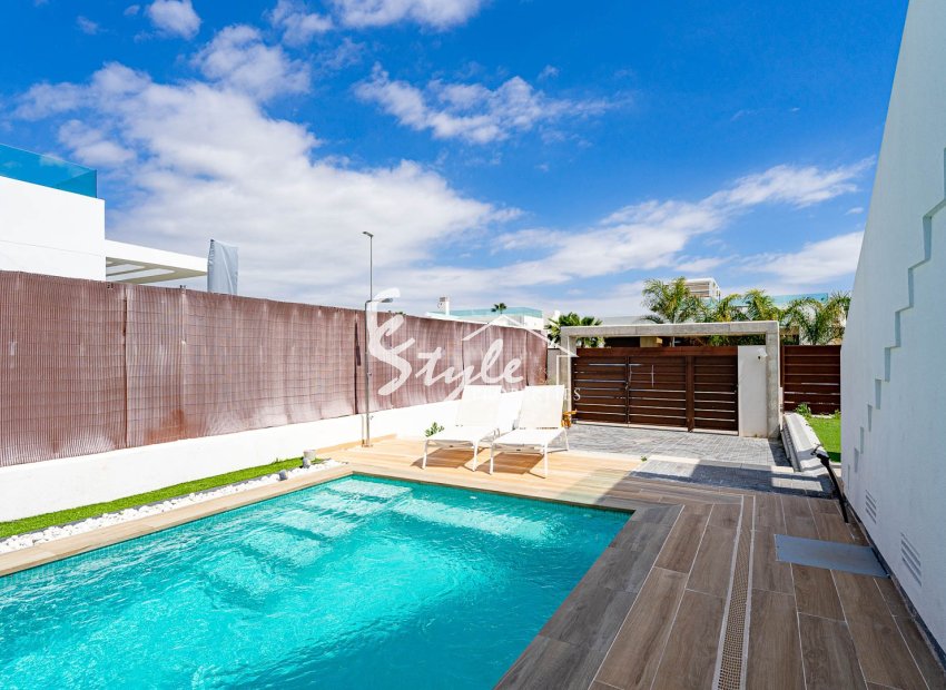 Resale - Semi-Detached Villa - Vistabella Golf