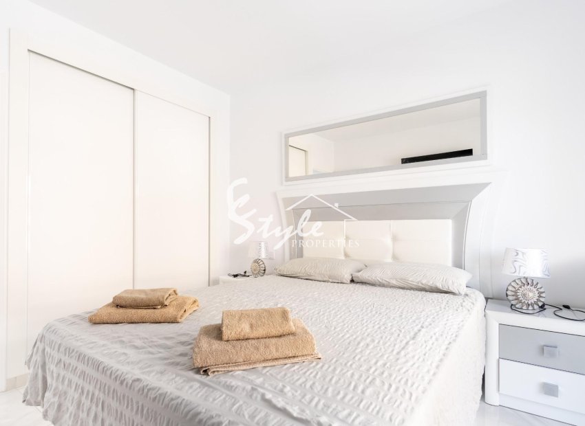 Resale - terraced house - Torrevieja - Punta Prima