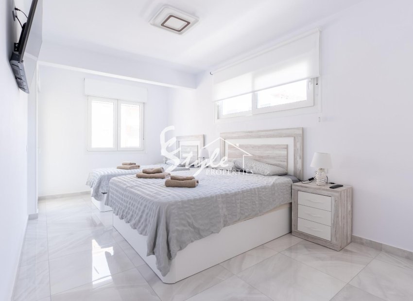 Resale - terraced house - Torrevieja - Punta Prima