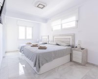 Resale - terraced house - Torrevieja - Punta Prima