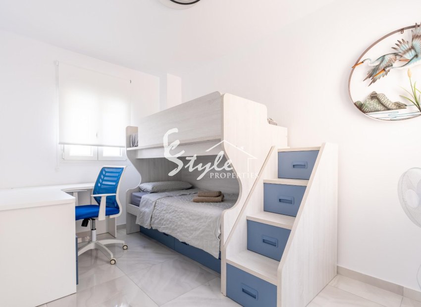 Resale - terraced house - Torrevieja - Punta Prima