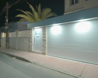 Resale - terraced house - Torrevieja - Punta Prima