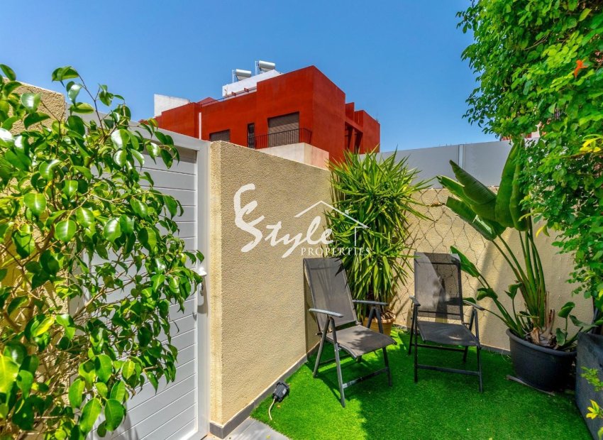 Resale - Terraced house / Townhouse - Torrevieja - Aguas Nuevas