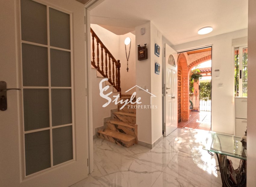 Resale - Terraced house / Townhouse - Torrevieja - El Acequión - Los Náufragos