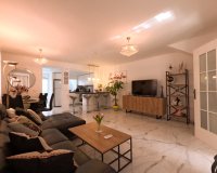 Resale - Terraced house / Townhouse - Torrevieja - El Acequión - Los Náufragos