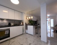 Resale - Terraced house / Townhouse - Torrevieja - El Acequión - Los Náufragos