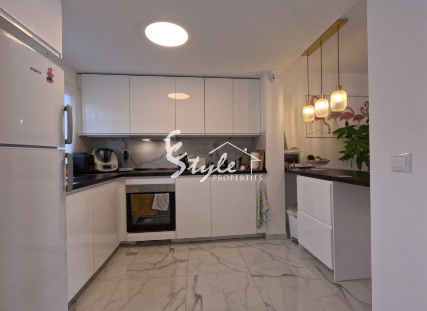 Resale - Terraced house / Townhouse - Torrevieja - El Acequión - Los Náufragos