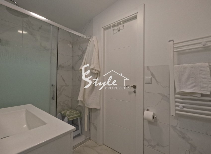 Resale - Terraced house / Townhouse - Torrevieja - El Acequión - Los Náufragos