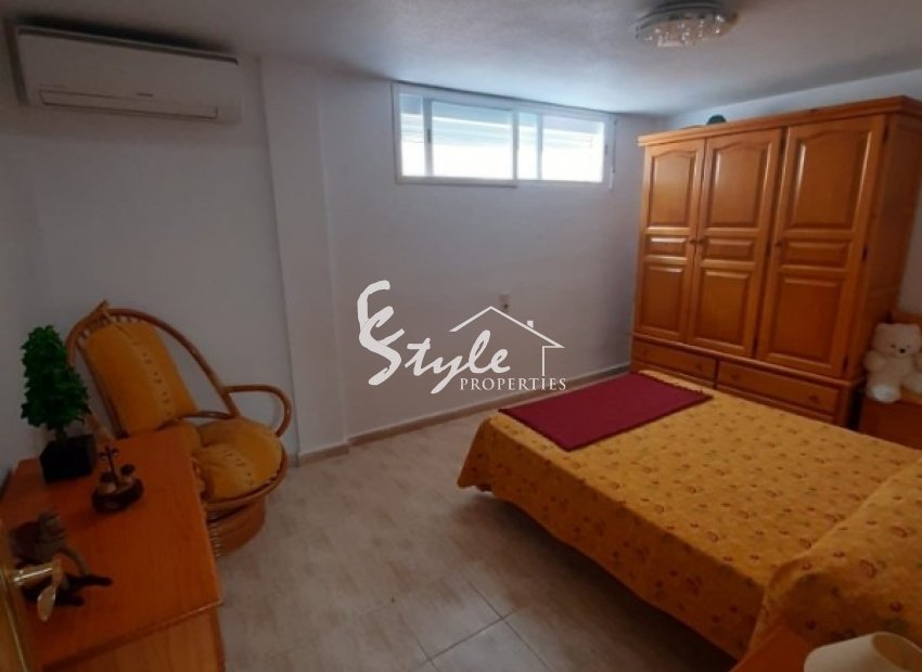 Resale - Townhouse - La Mata