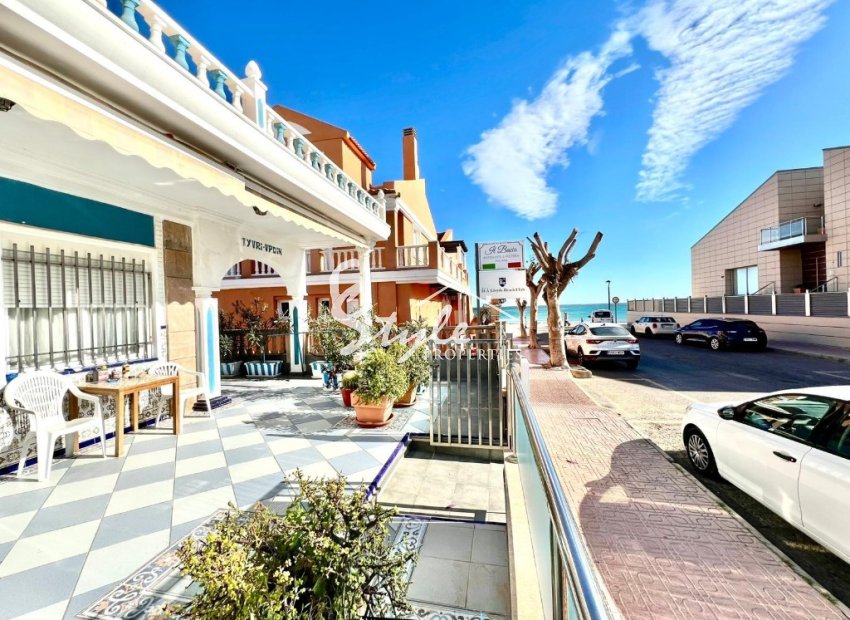 Resale - Townhouse - La Mata
