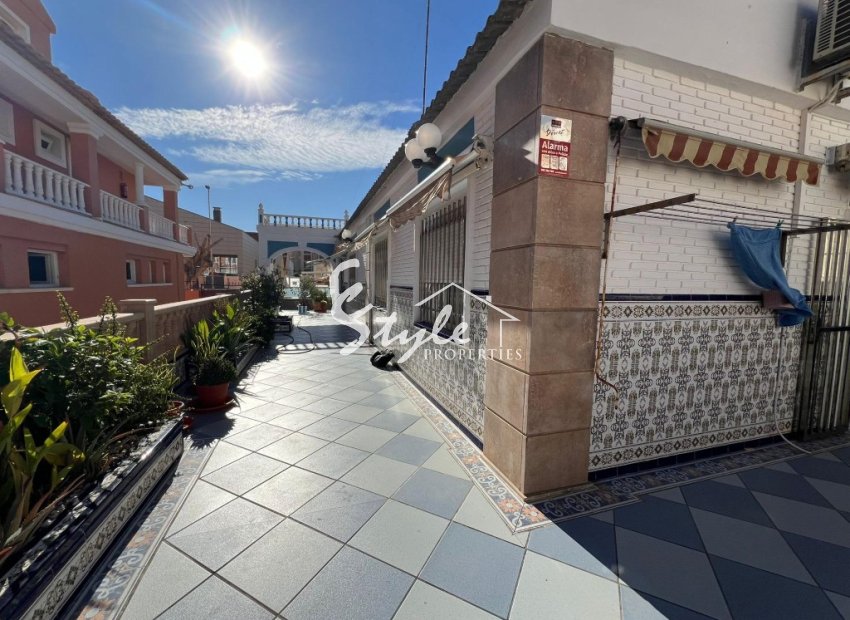 Resale - Townhouse - La Mata